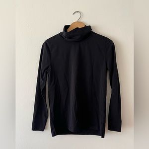 Tradlands Womens Black Monty Turtleneck
